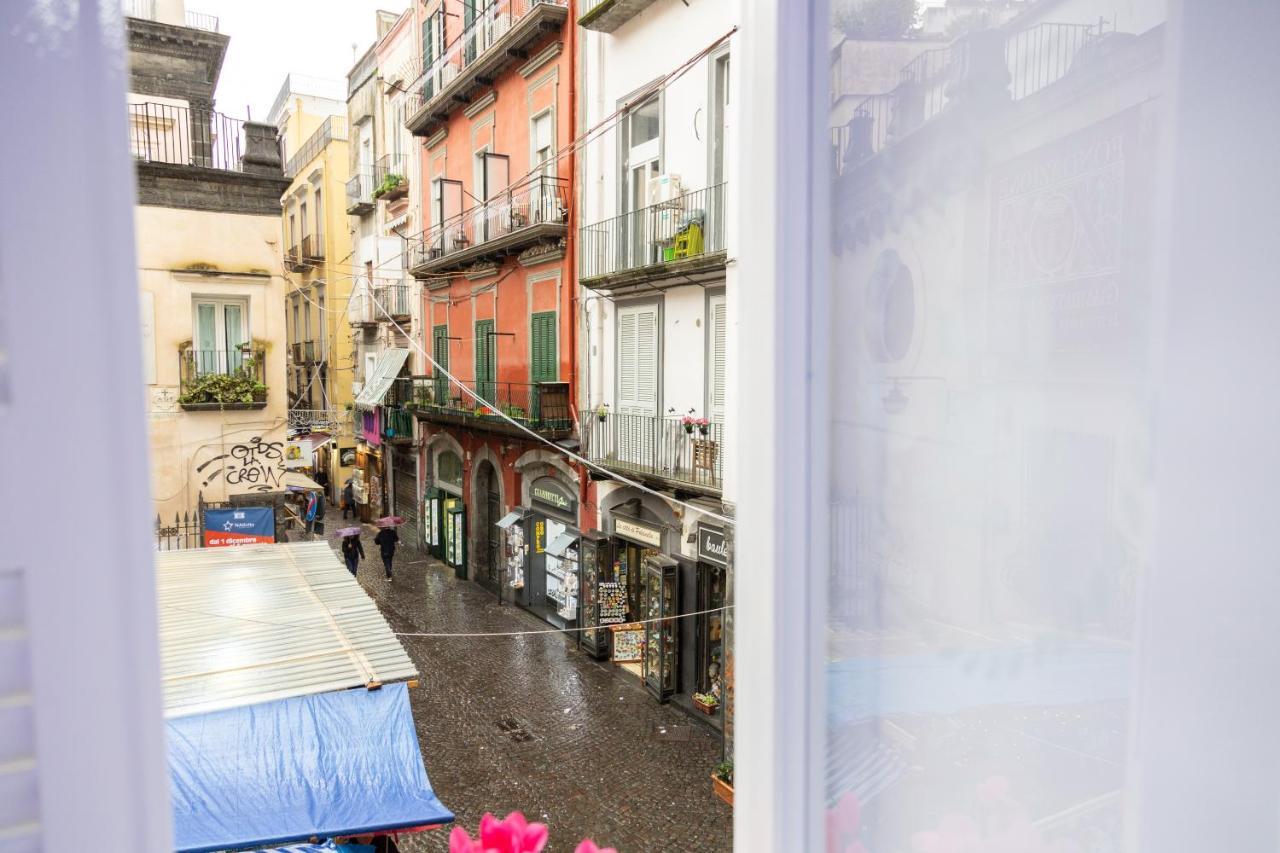 Апартаменты A Fenestrella E San Gregorio Armeno Неаполь Экстерьер фото